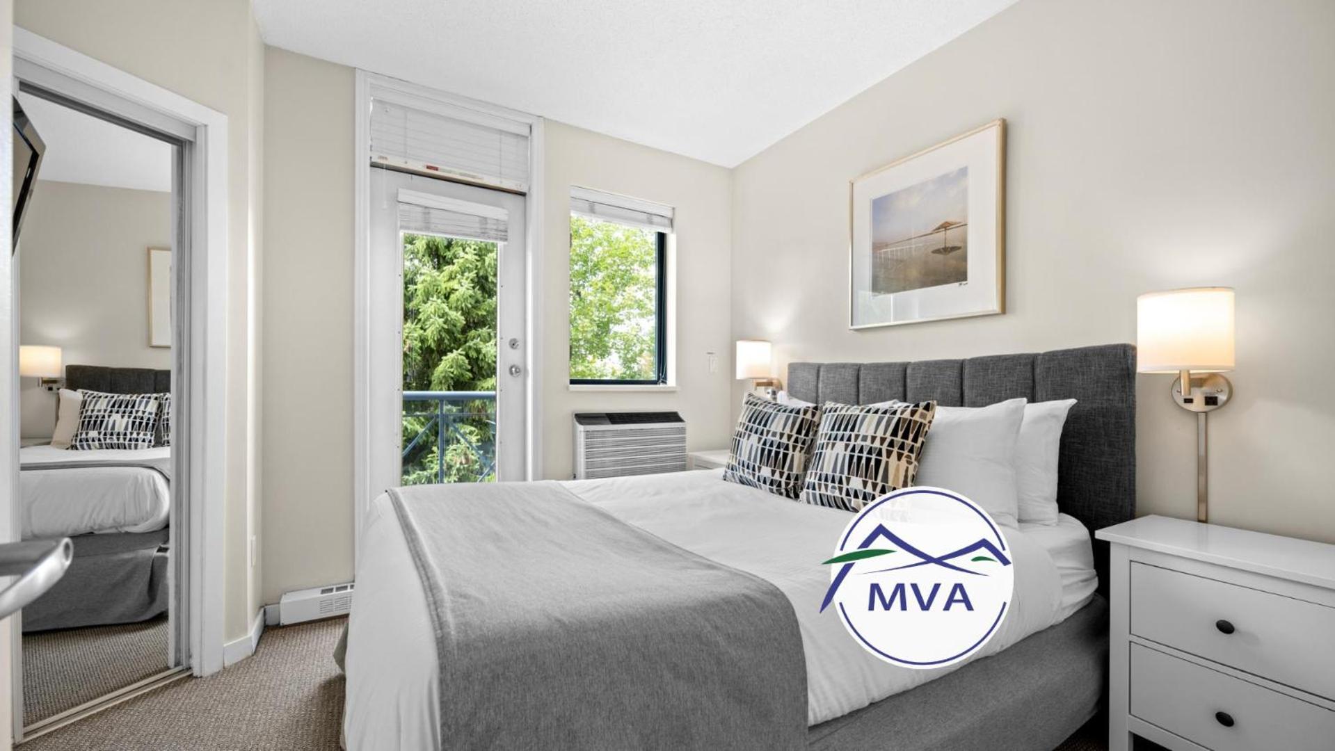 Alpenglow Lodge Two Bedroom Apartment By Mva Whistler Exterior photo
